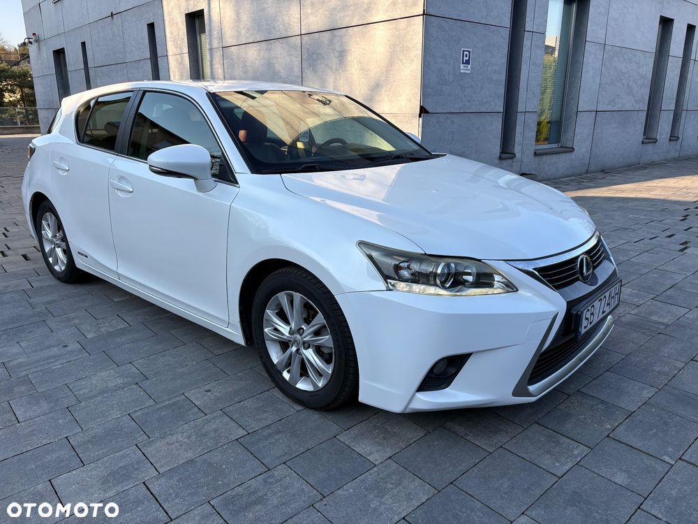 Lexus CT Executive Line - 1