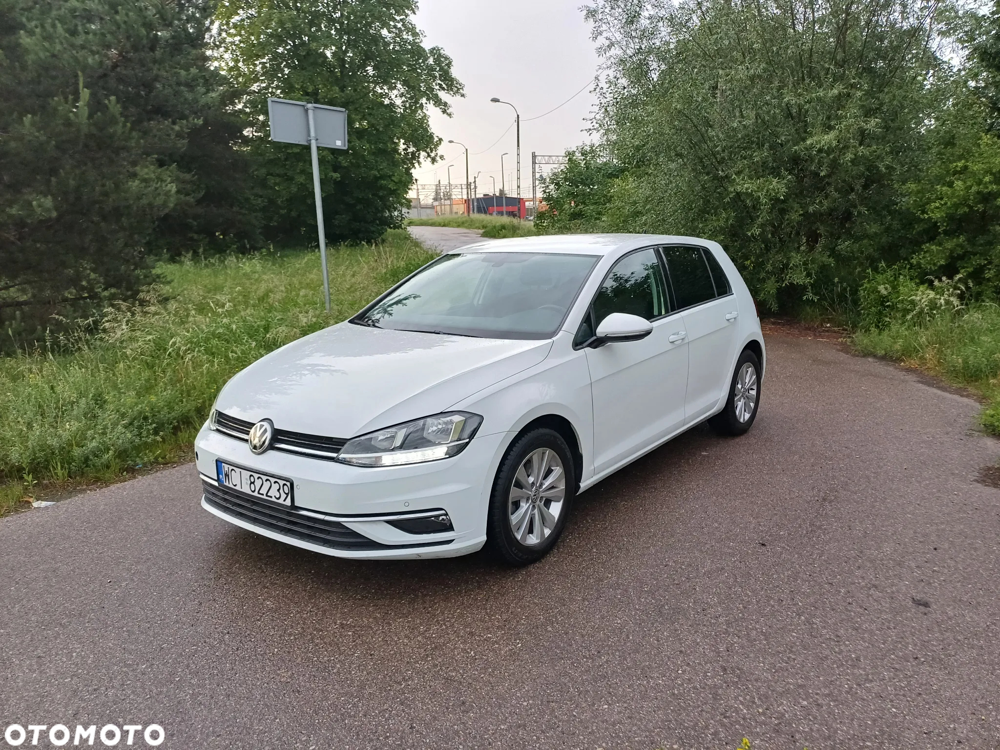 Volkswagen Golf VII 1.6 TDI BMT Comfortline - 3