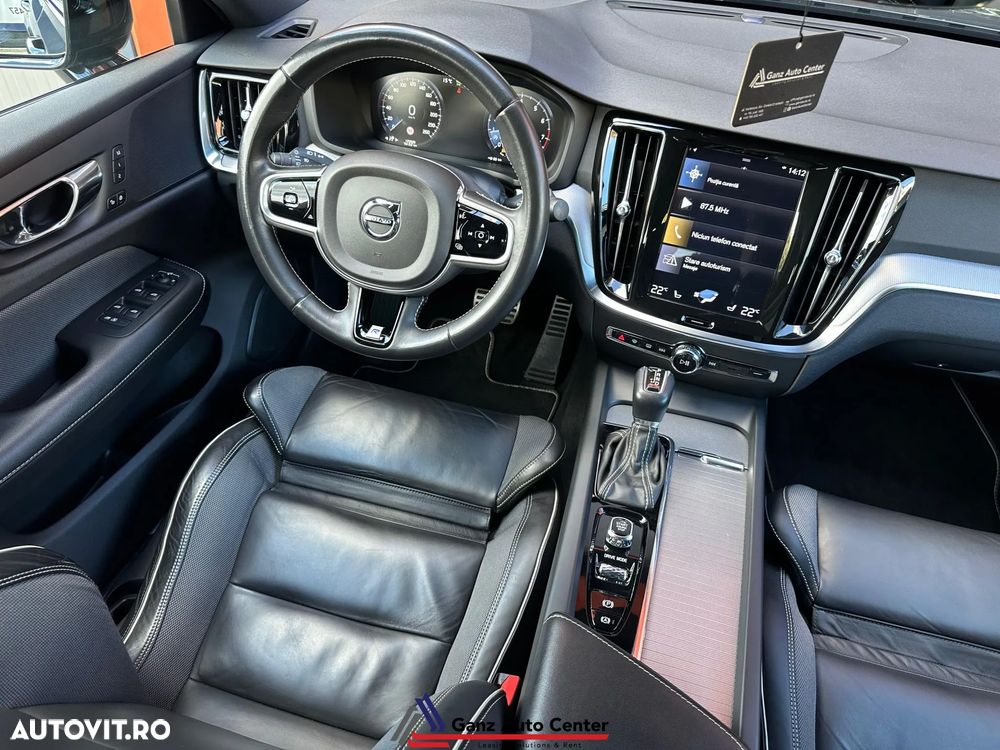 Volvo S60 T5 R-Design - 9