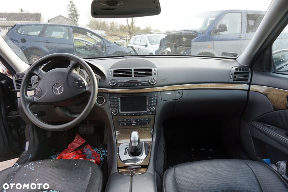 DESKA ROZDZIELCZA AIRBAG KONSOLA E-KLASA W211 MERCEDES 2002-2006 - 4