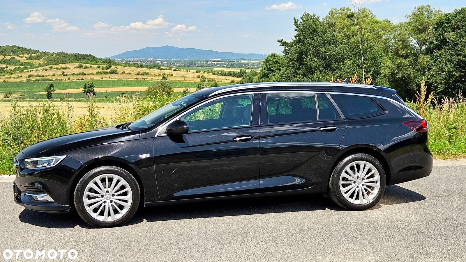 Opel Insignia Sports Tourer 2.0 Diesel Automatik Business Innovation - 32