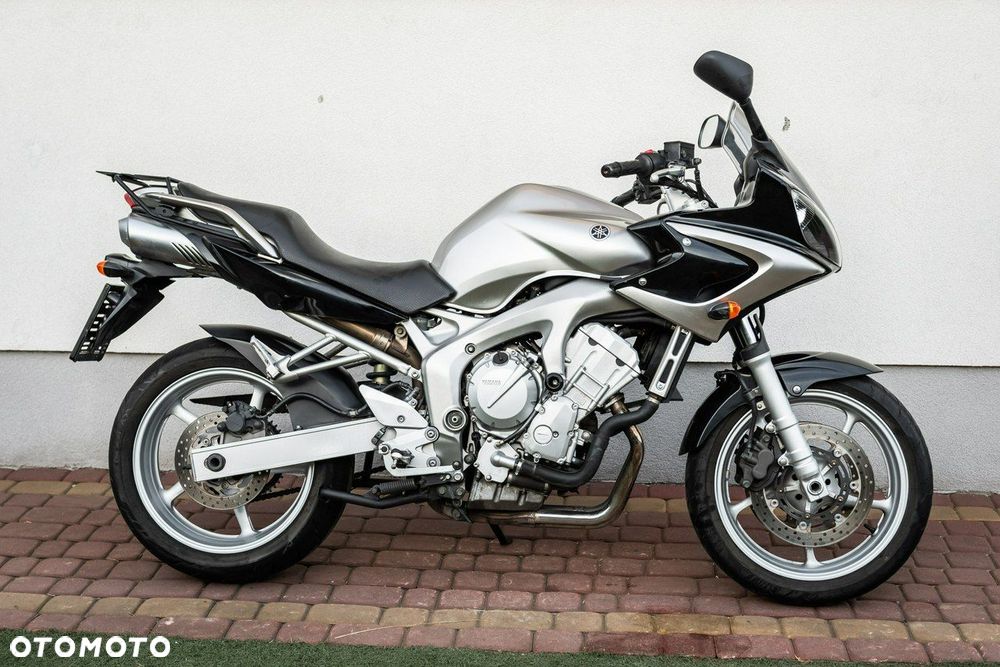 Yamaha FZ - 3