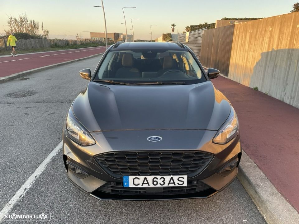 Ford Focus 1.0 EcoBoost Hybrid ACTIVE X - 2