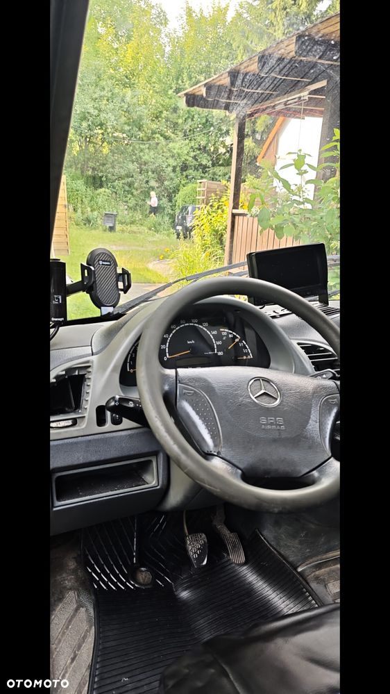 Mercedes-Benz SPRINTER - 15