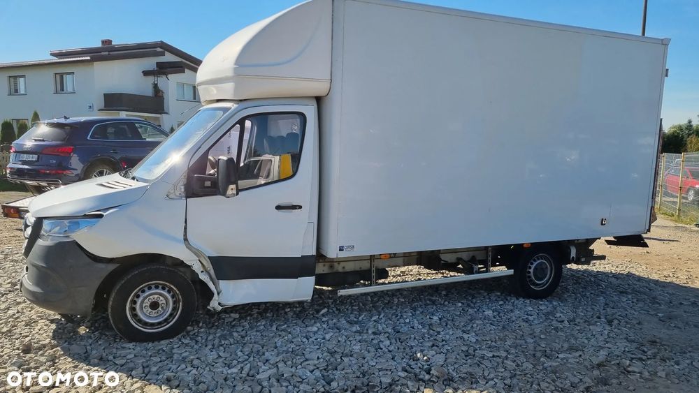 Mercedes-Benz Sprinter - 19