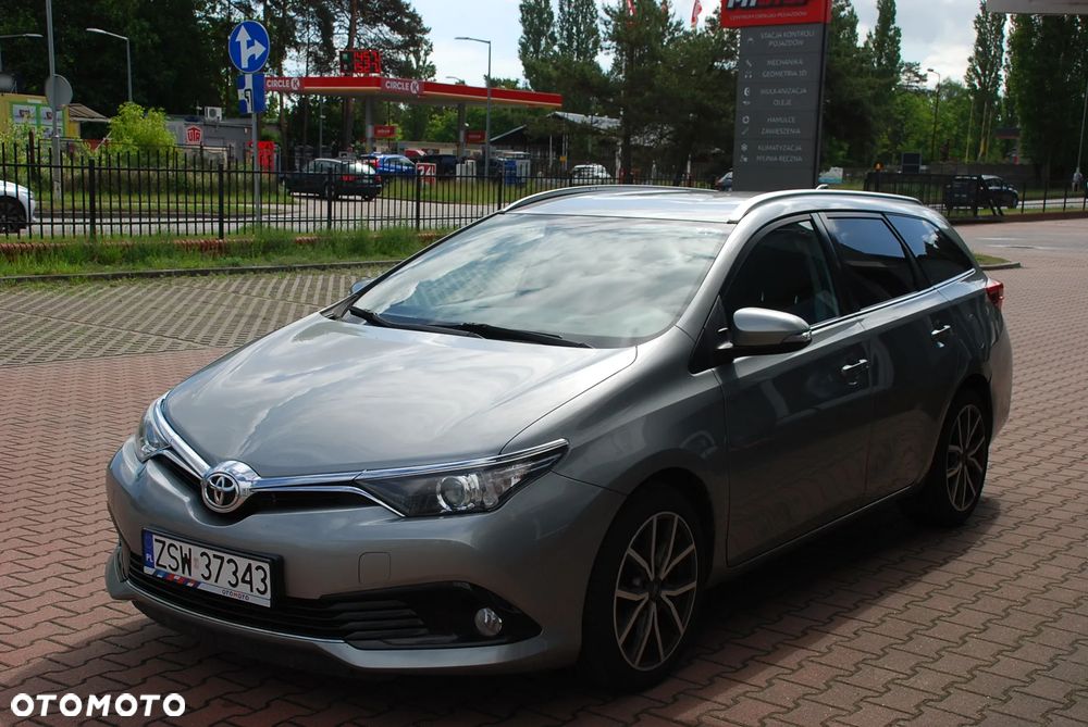 Toyota Auris 1.6 D-4D Edition-S - 12