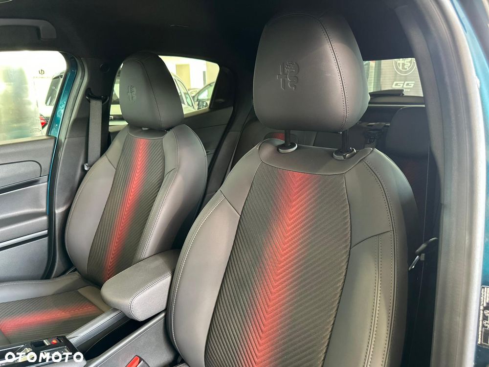 Alfa Romeo Junior 1.2 mHEV Ti eDCT - 2