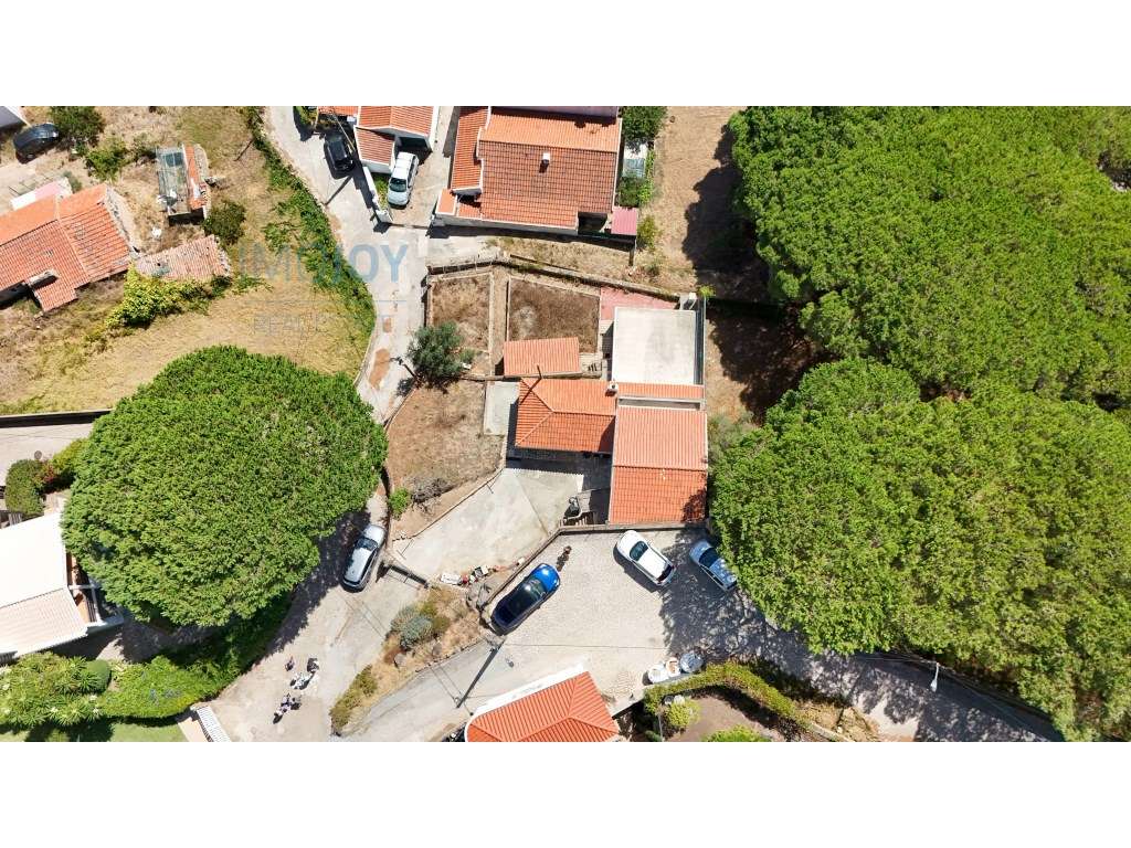 Moradia T2 para Reconstrução em Janes Cascais - Grande imagem: 2/45