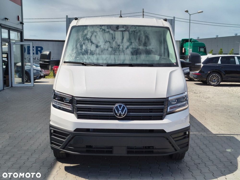Volkswagen Crafter 2,0 l EURO VI SCR 163 KM / skrzynia biegów: Przedni napęd automatyczna 8-biegowa rozstaw osi: 4490 mm - 3