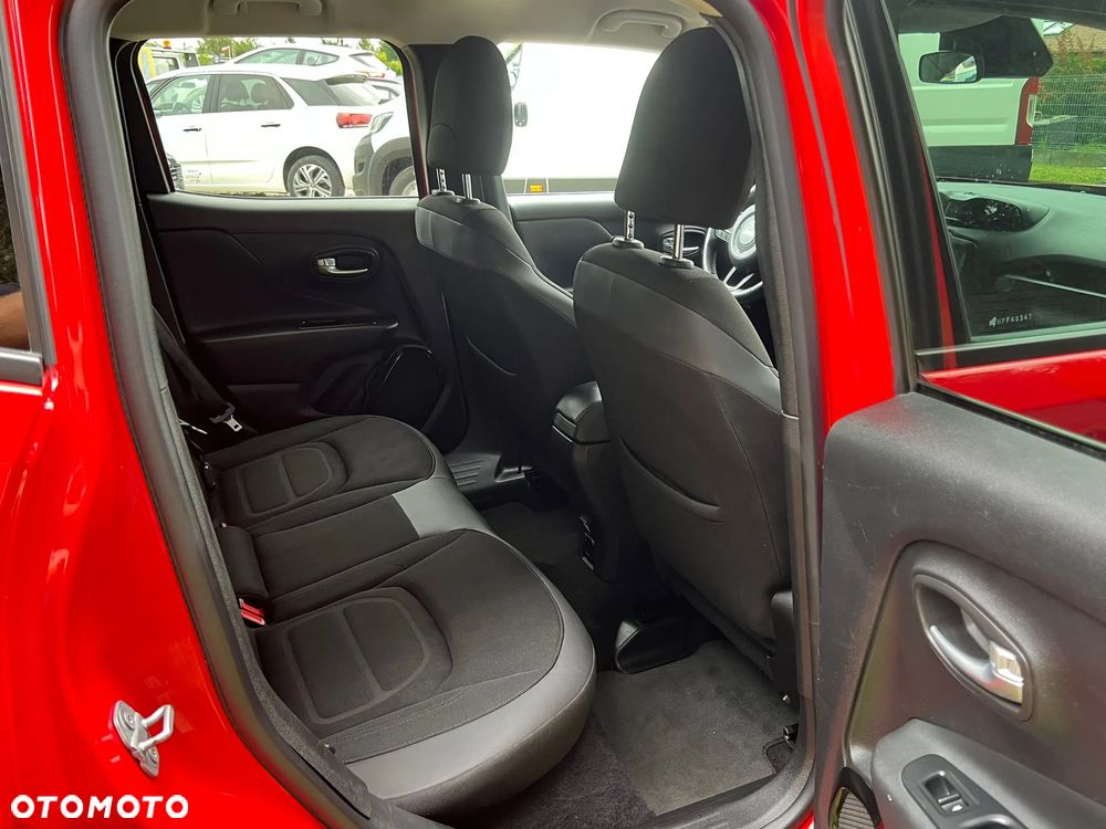 Jeep Renegade 1.6 E-torQ Longitude Adventure Edition - 25