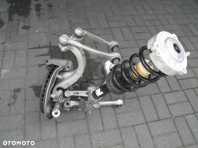 ZAWIESZENIE LEWE PRAWE AUDI A4 B9 8W LIFT - 18