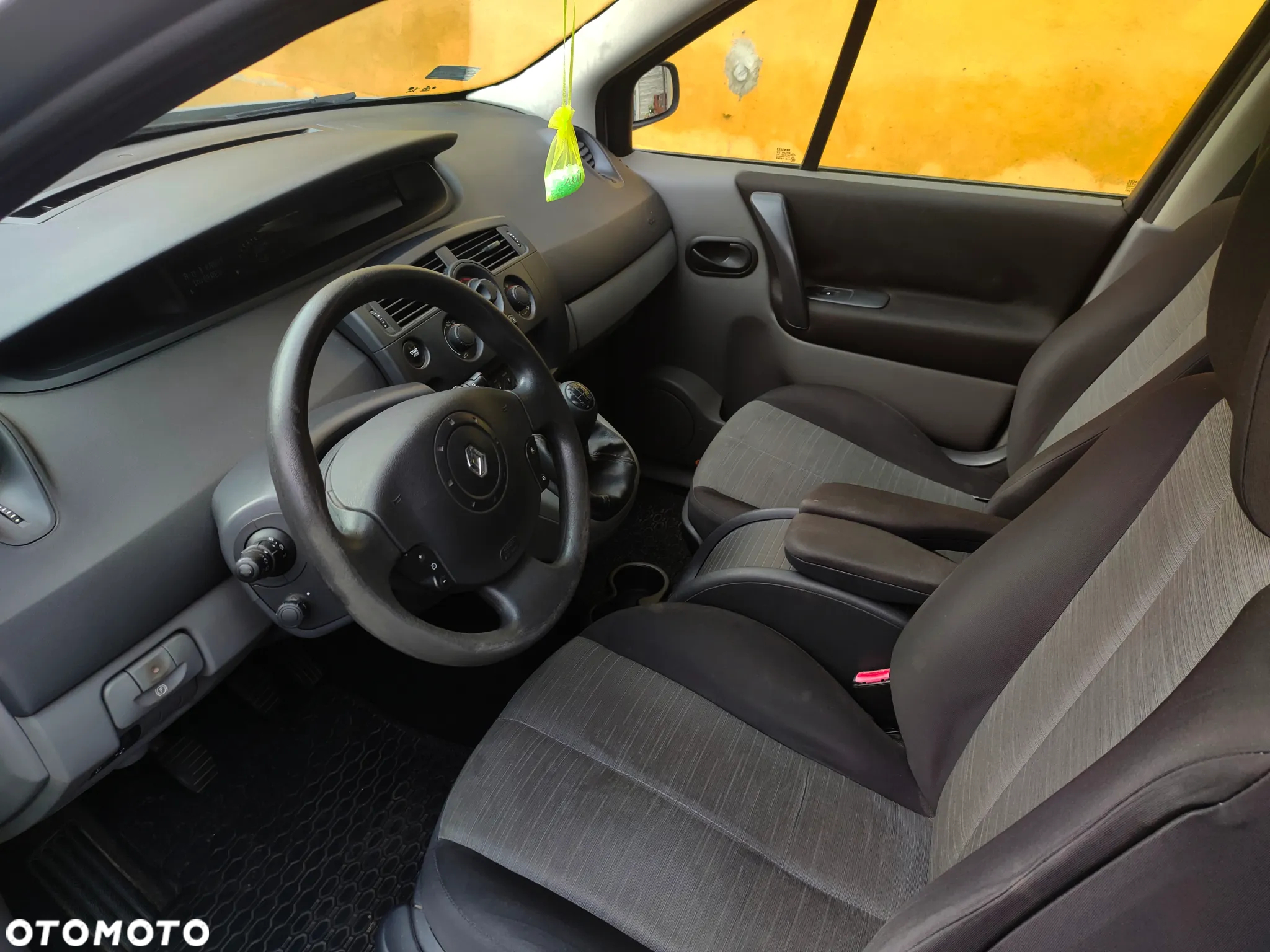 Renault Scenic 1.6 16V Confort Authentique - 5