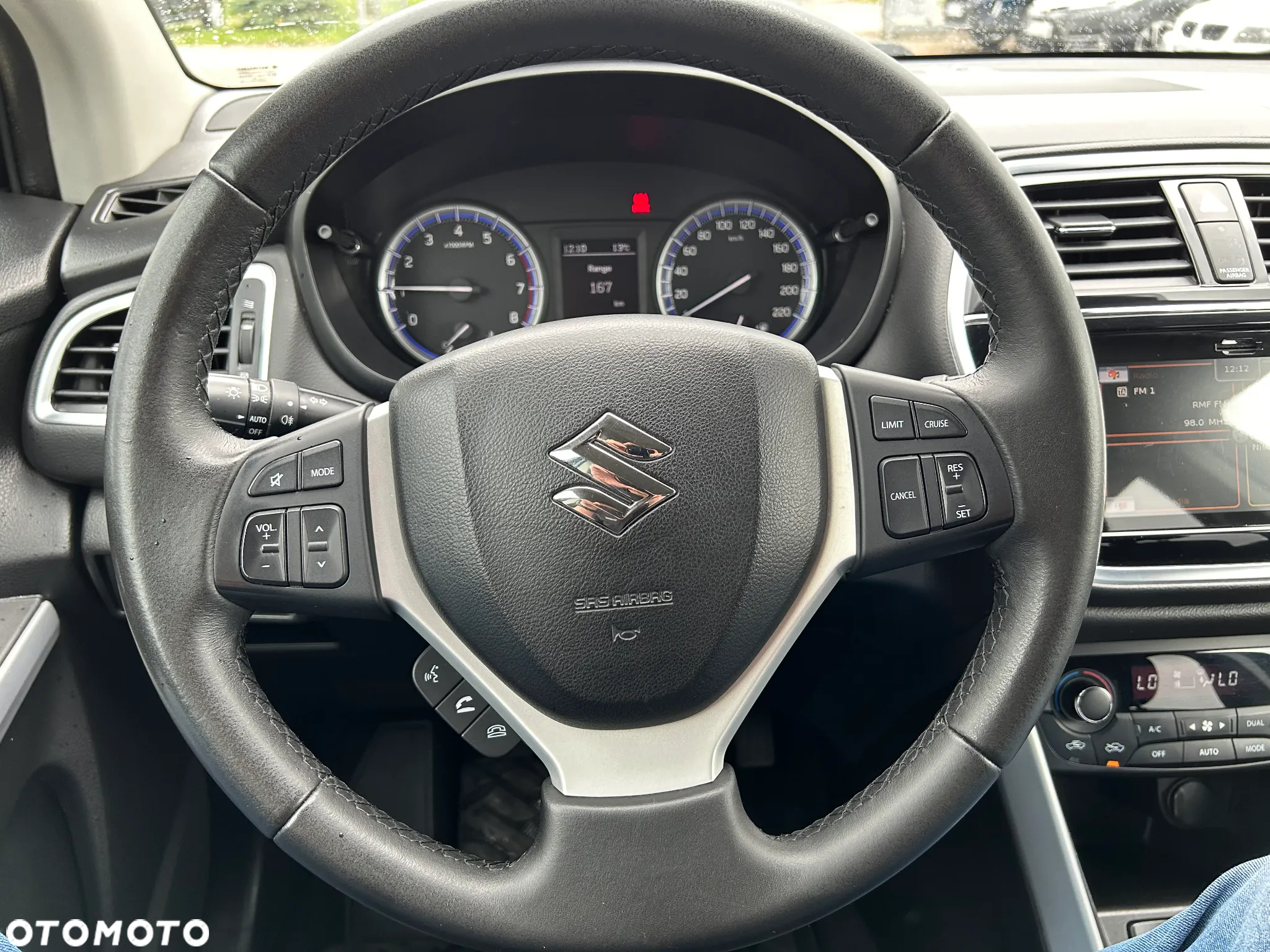 Suzuki SX4 S-Cross 1.0 T Premium - 13