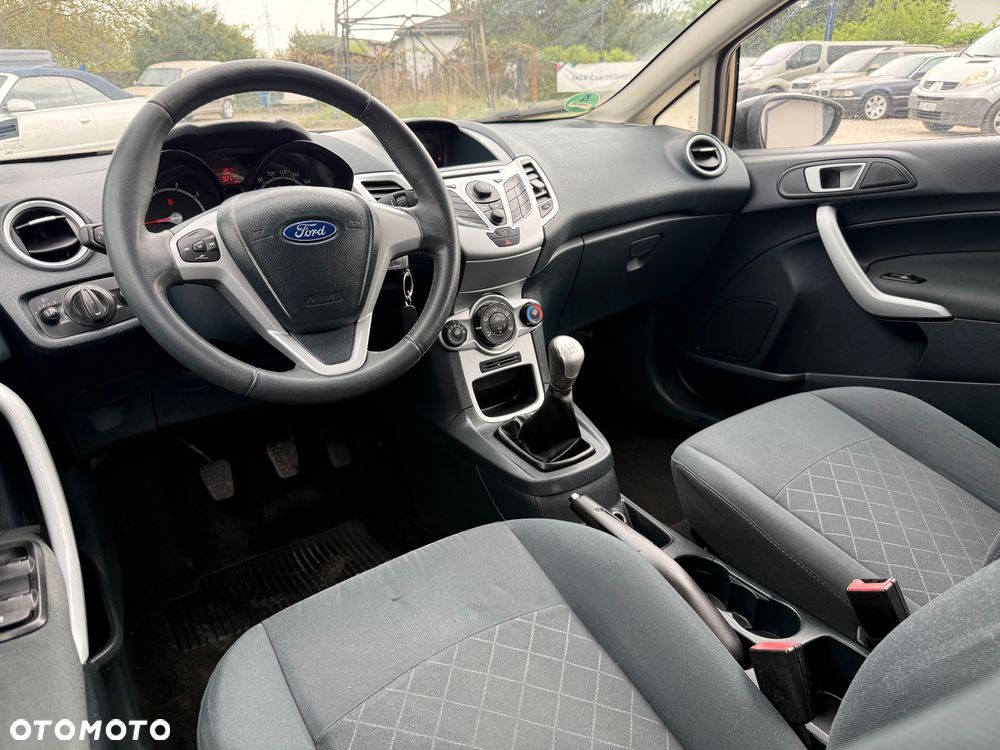 Ford Fiesta 1.25 Titanium EU5 - 30