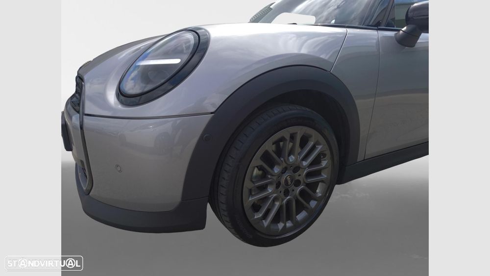 MINI 5 Portas Cooper Auto - 16