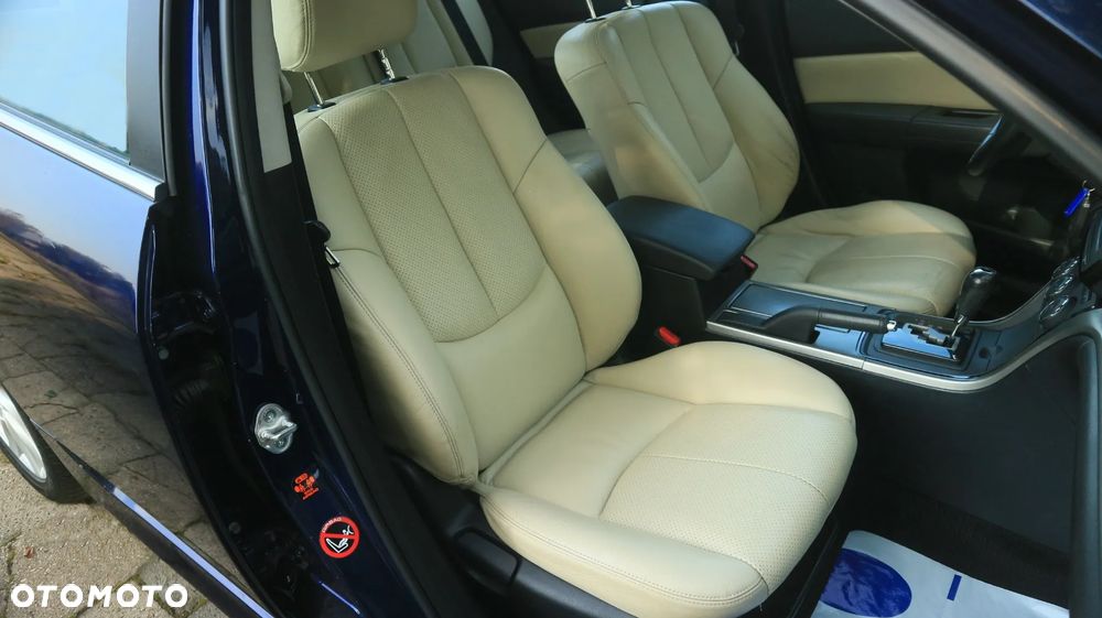 Mazda 6 - 4
