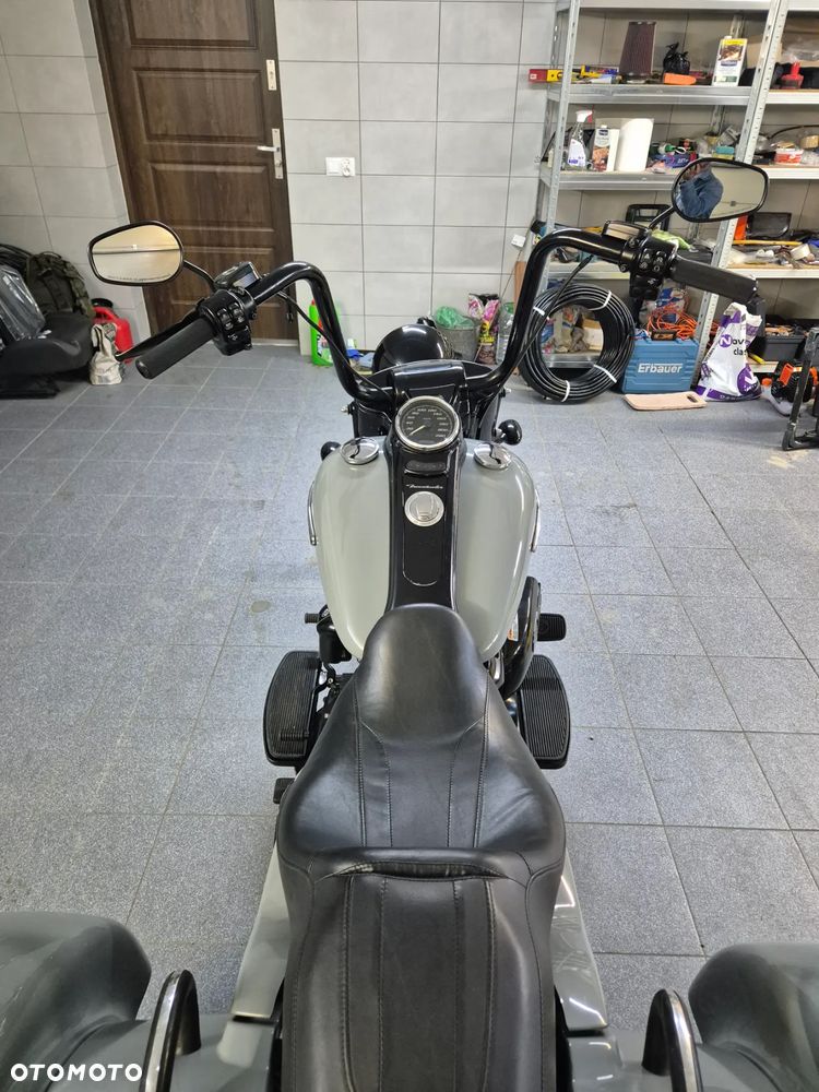 Harley-Davidson Trike Freewheeler - 20