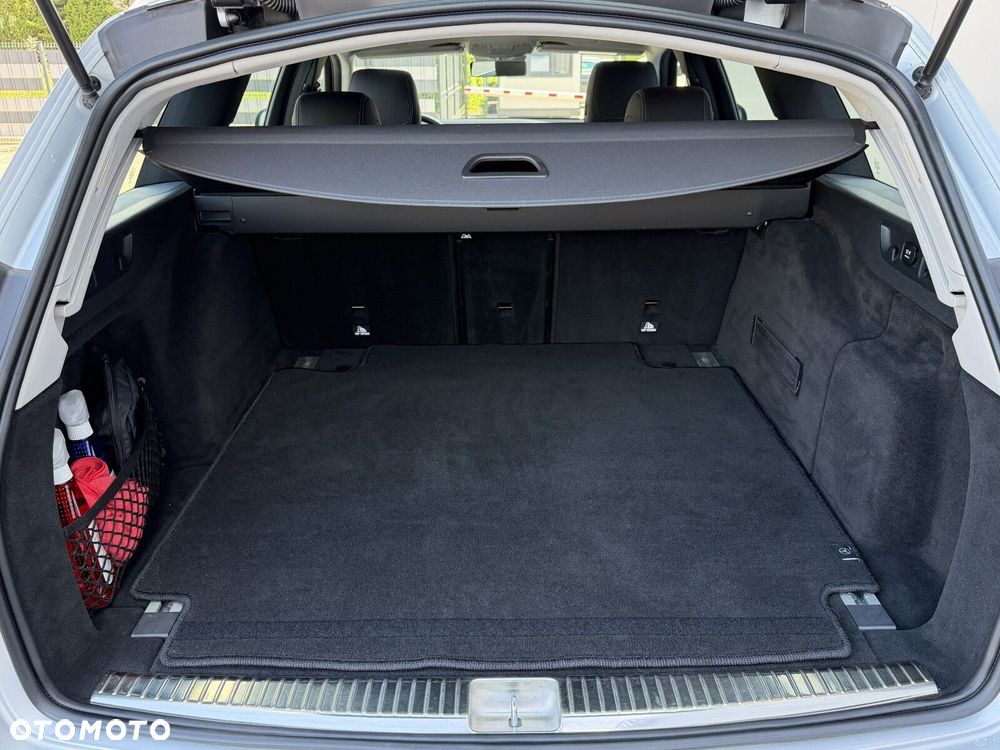 Mercedes-Benz Klasa E 220 d Exclusive - 22