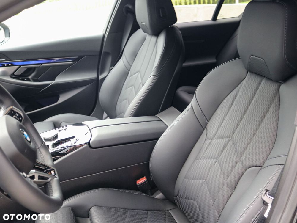 BMW Seria 5 - 17