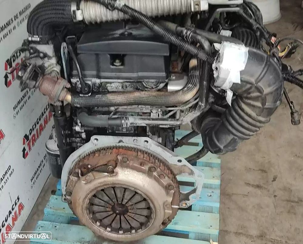MOTOR COMPLETO KIA CARNIVAL II 2002 -J3 - 5