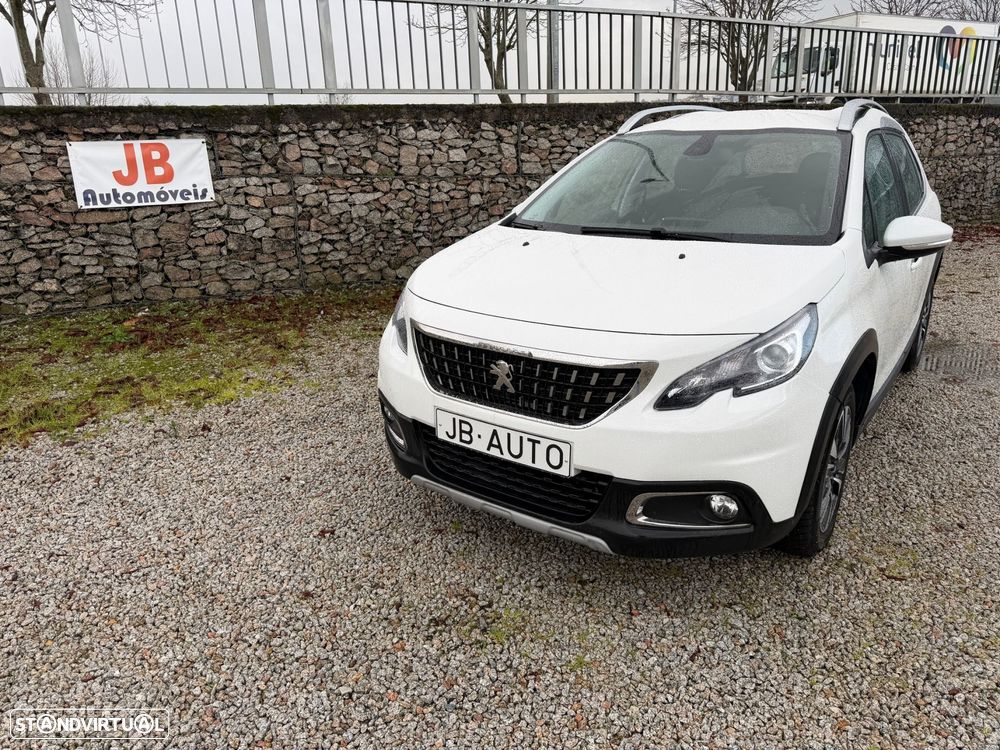 Peugeot 2008 1.2 PureTech Allure - 2