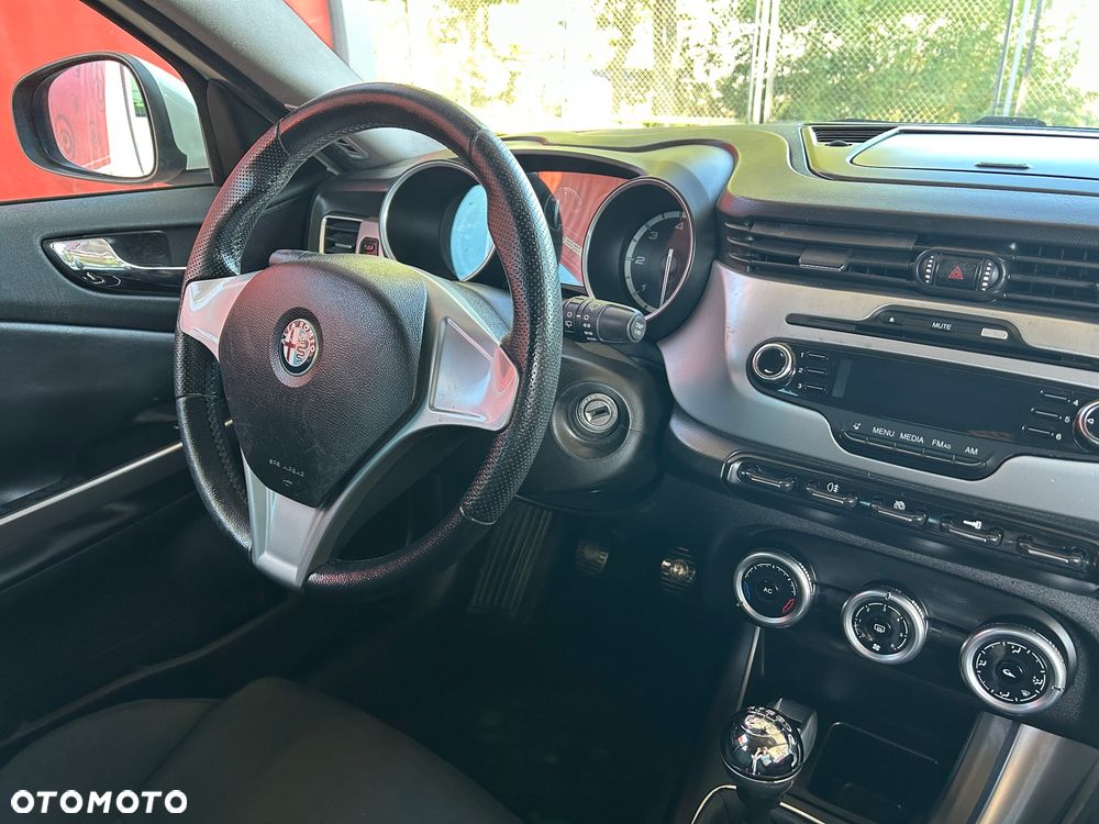 Alfa Romeo Giulietta - 6