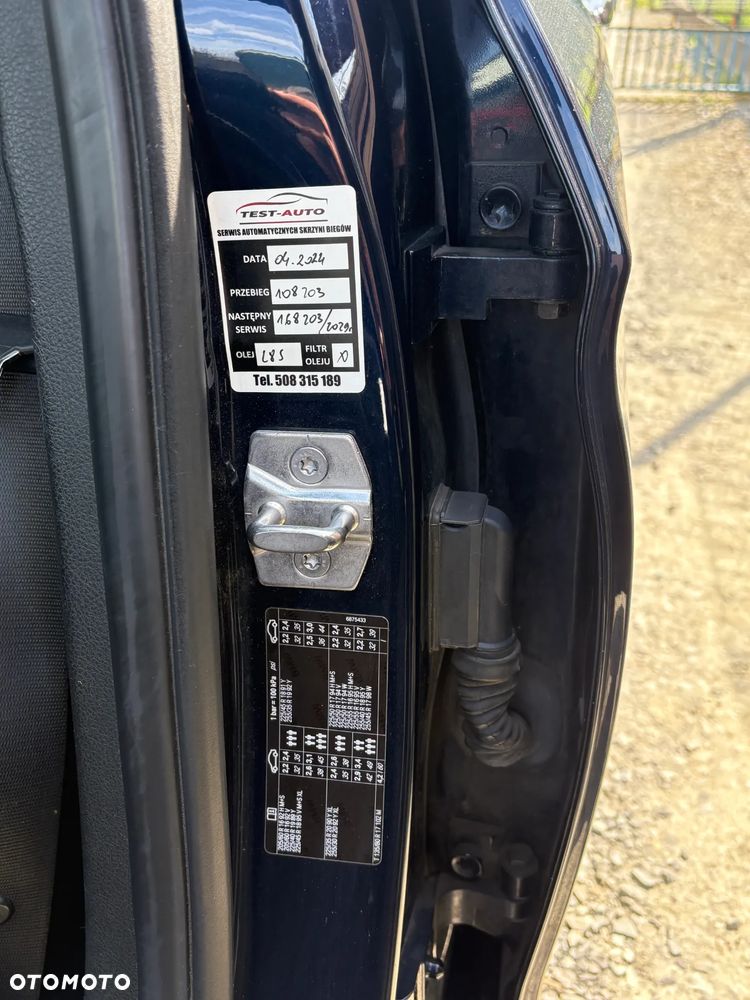 BMW Seria 3 320i Sport Line - 22