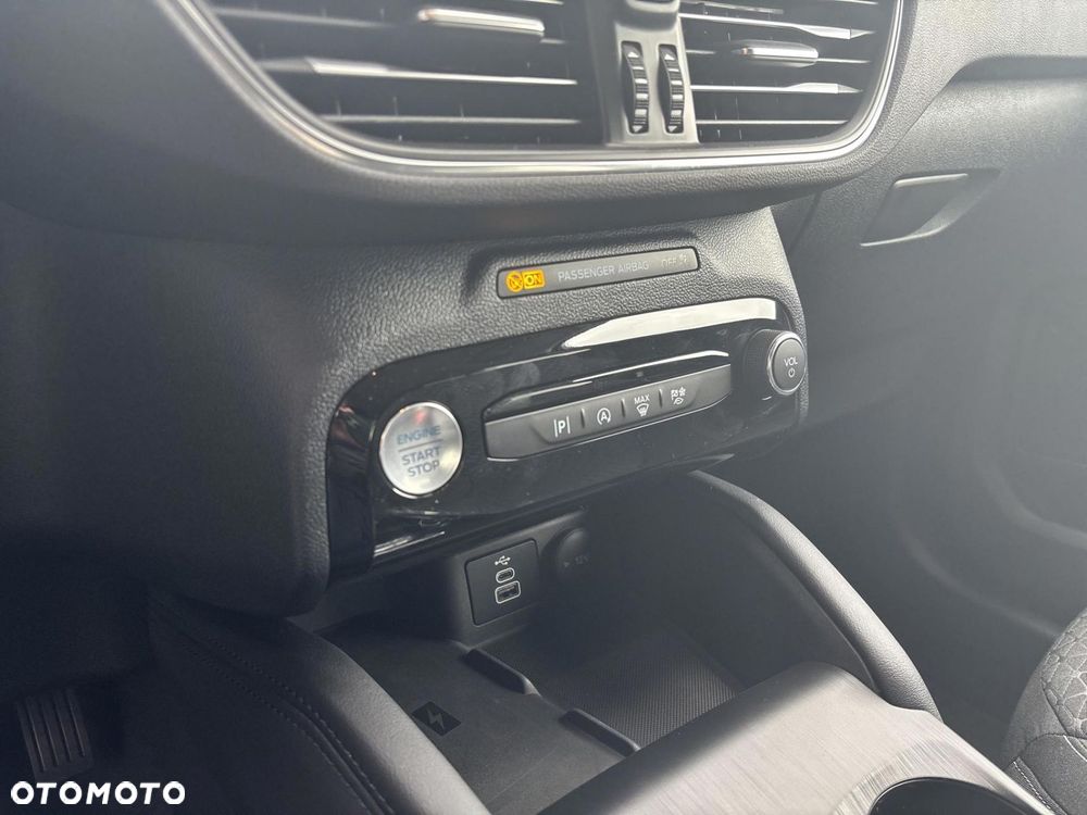 Ford Kuga 1.5 EcoBoost FWD Titanium - 19