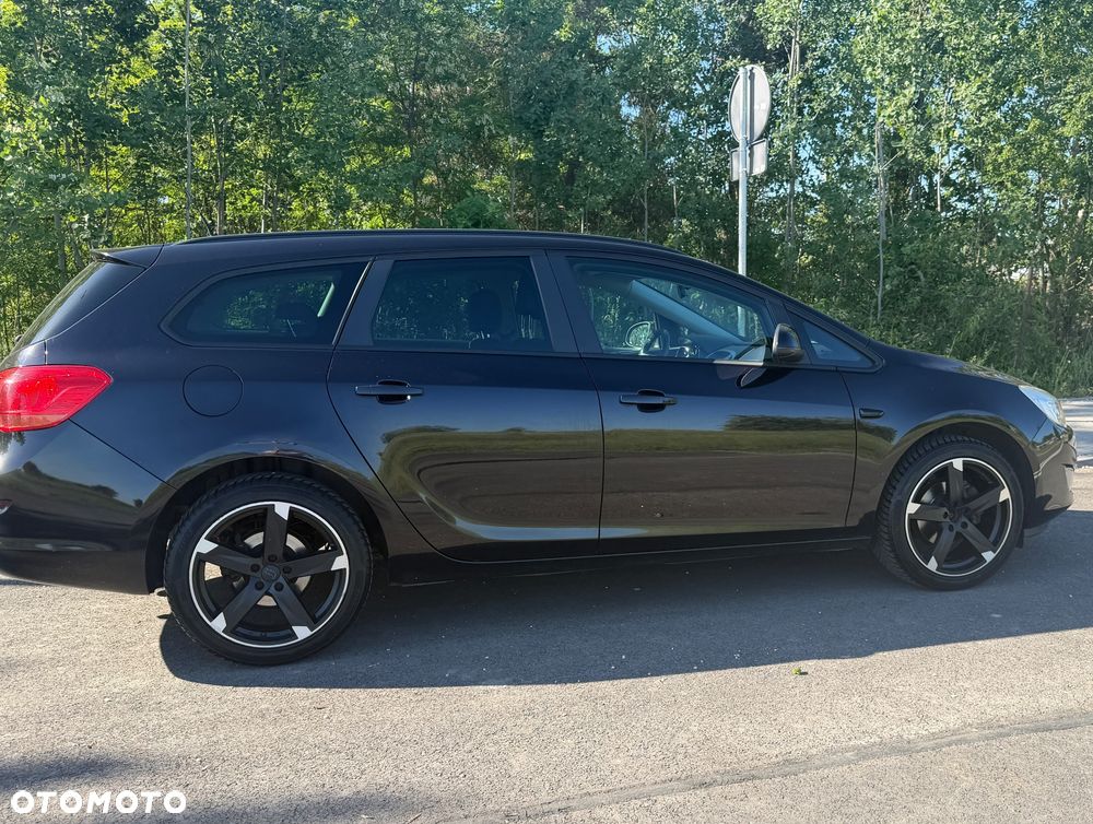 Opel Astra 1.4 Turbo Edition - 2