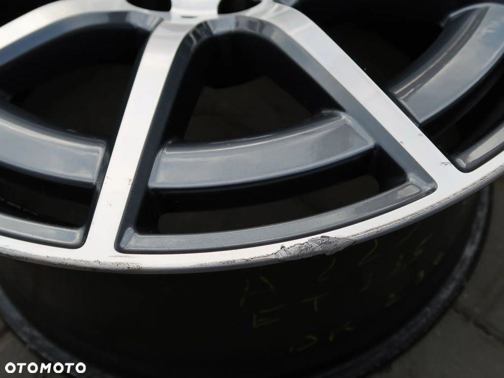 236 Felga Aluminiowa Mercedes A2234011900 9,5x20 et33,5 - 2