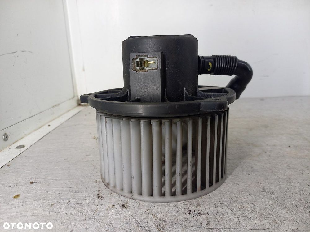 WENTYLATOR NAWIEWU, DMUCHAWA HYUNDAI ELANTRA III 97113-2D000 - 1