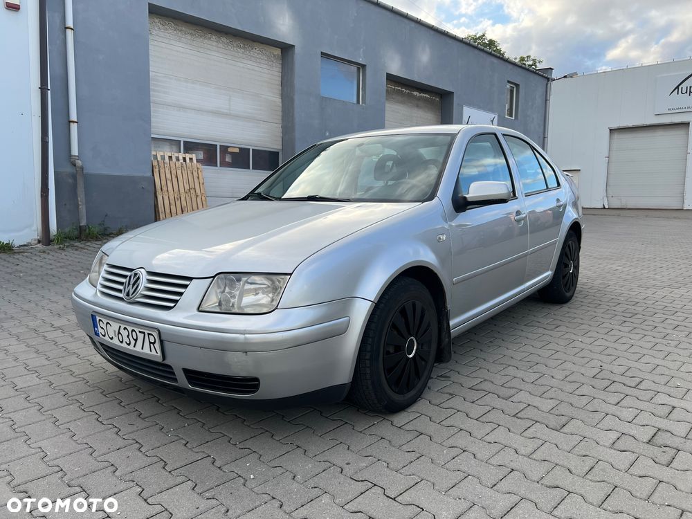 Volkswagen Bora - 2