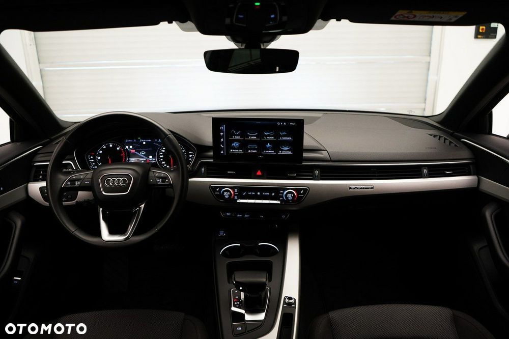 Audi A4 Avant - 16