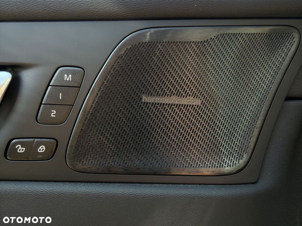 Volvo XC 60 - 31