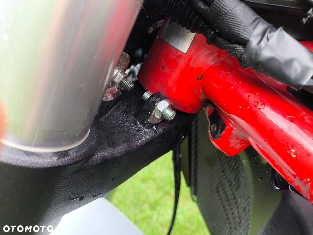 Ducati Monster - 16