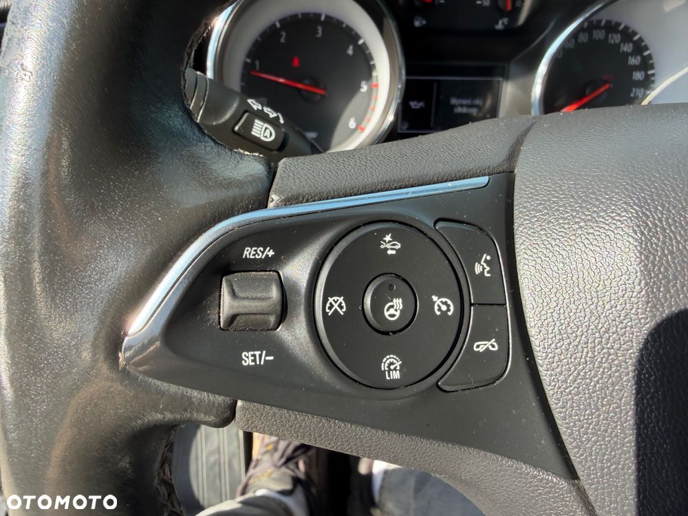 Opel Insignia 2.0 Dynamic - 14