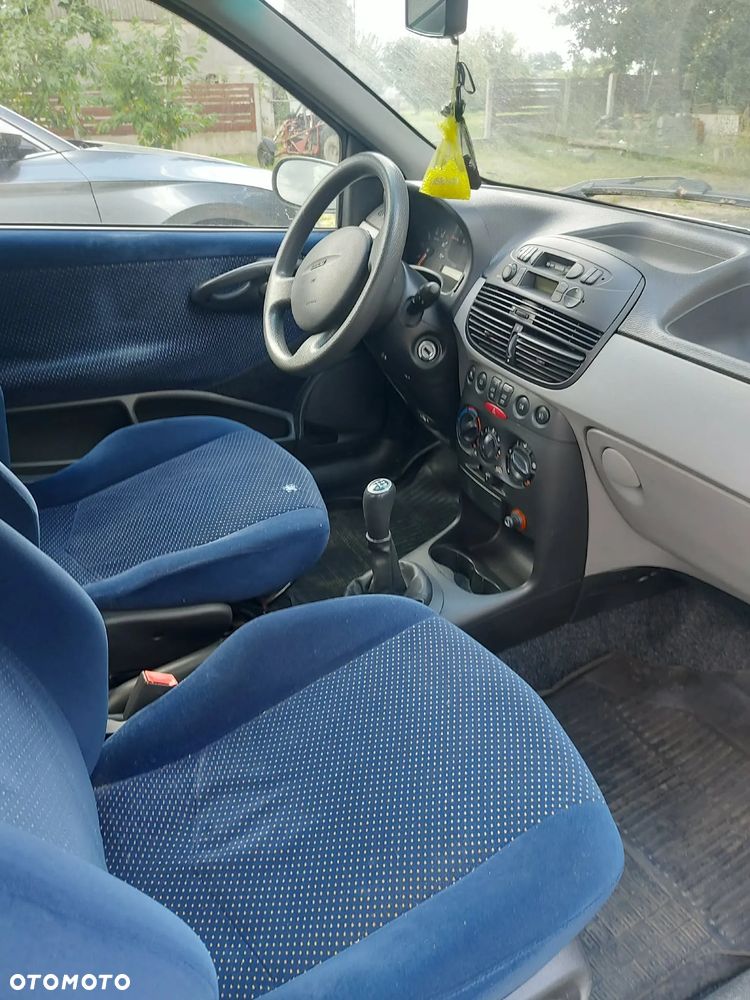 Fiat Punto 1.9 JTD ELX - 2