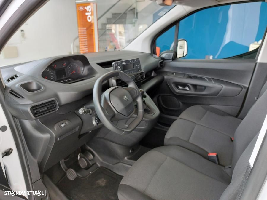 Peugeot Partner Pro Standard 1.5 BlueHDi 3 Lug.  -  IVA Dedutível - 11