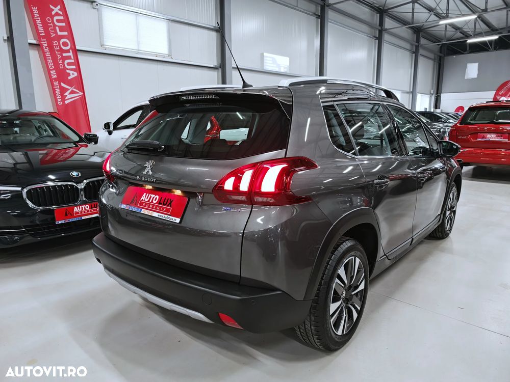 Peugeot 2008 PureTech 110 GPF Stop&Start EAT6 Allure - 4