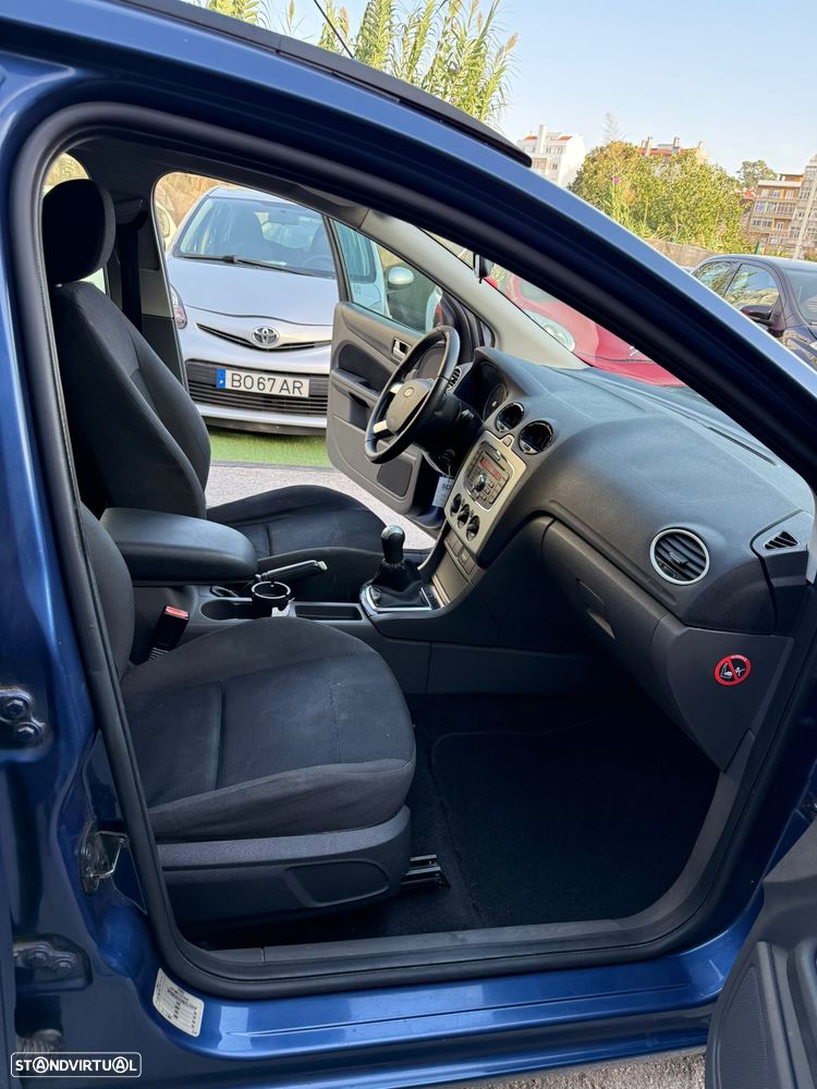 Ford Focus SW 1.6 TDCi Trend - 11