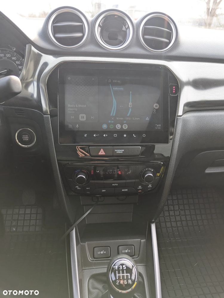 Suzuki Vitara 1.4 Boosterjet Hybrid Comfort+ - 15