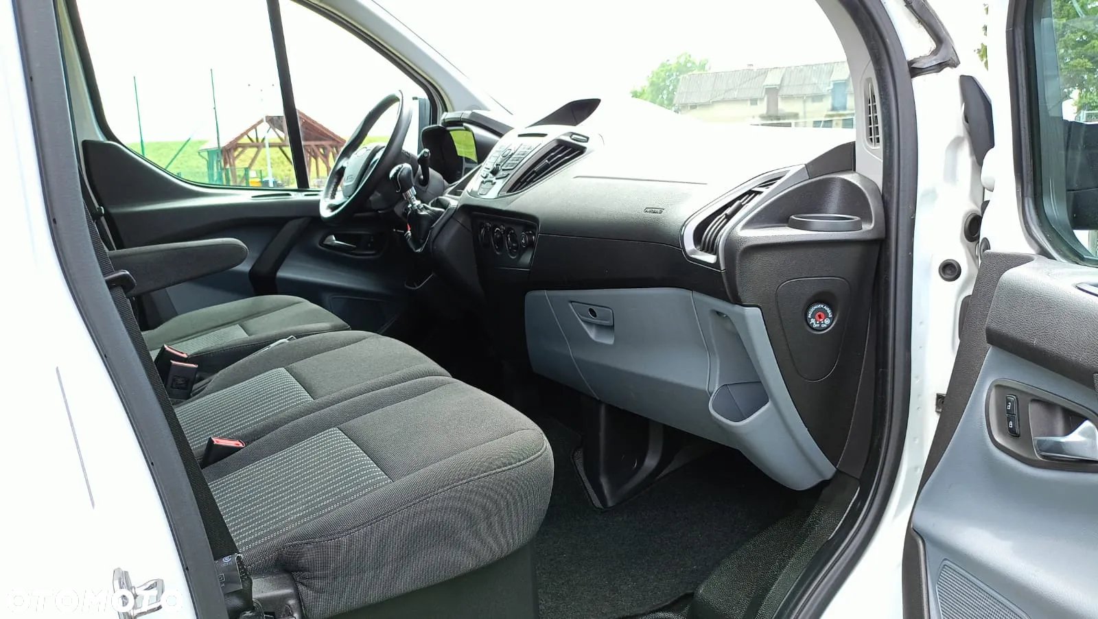 Ford Transit Custom - 12