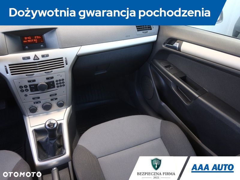 Opel Astra - 10