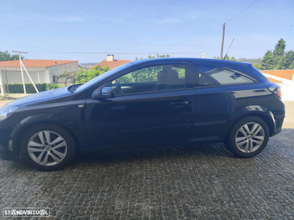 Opel Astra GTC 1.4 - 1