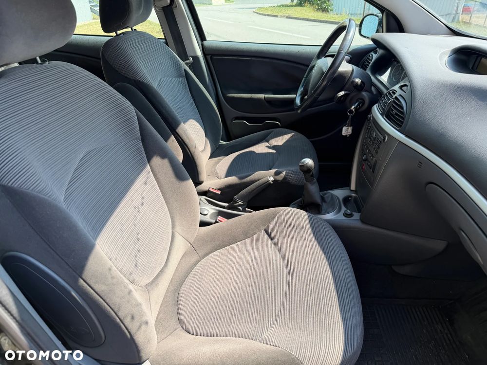 Citroën C5 II 2.0i 16V Exclusive - 9