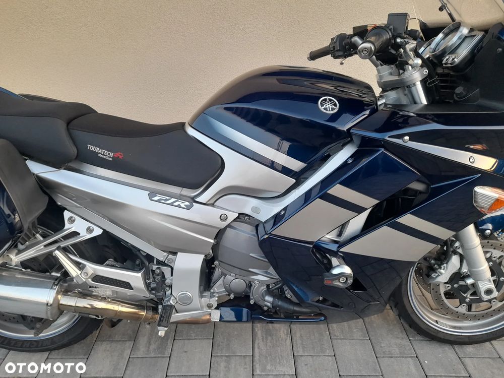 Yamaha FJR - 9