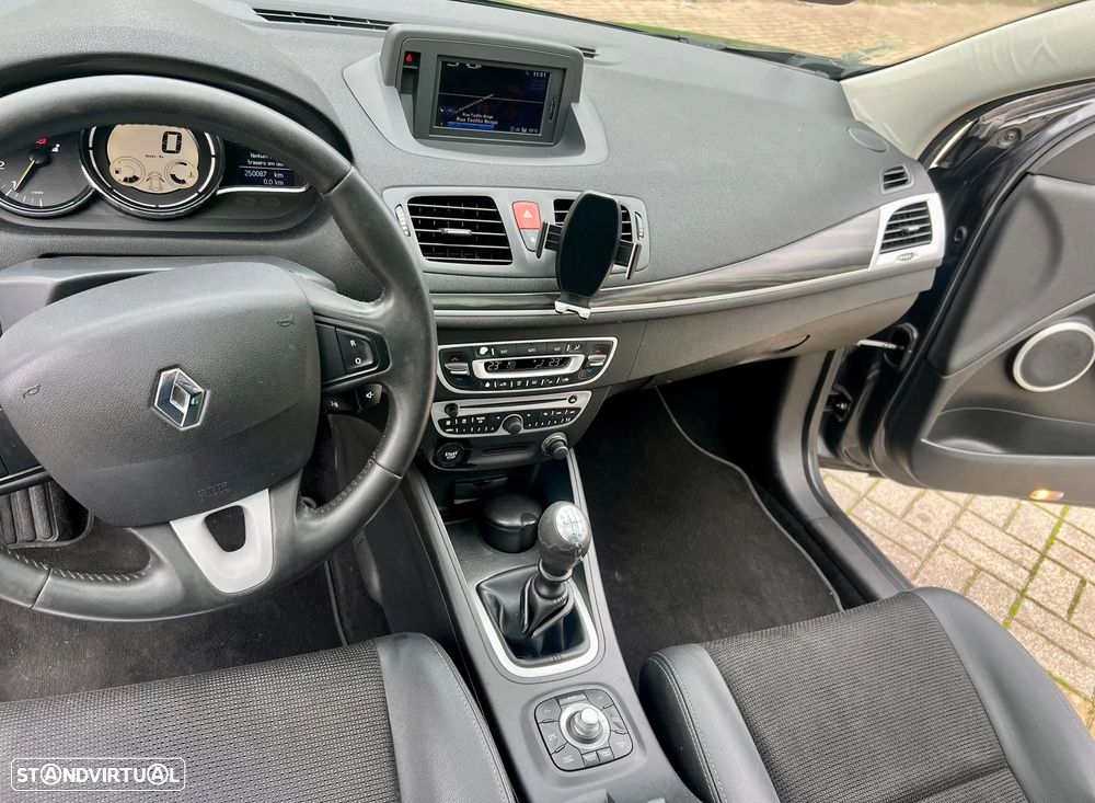 Renault Mégane Coupe 1.5 dCi Dynamique - 15