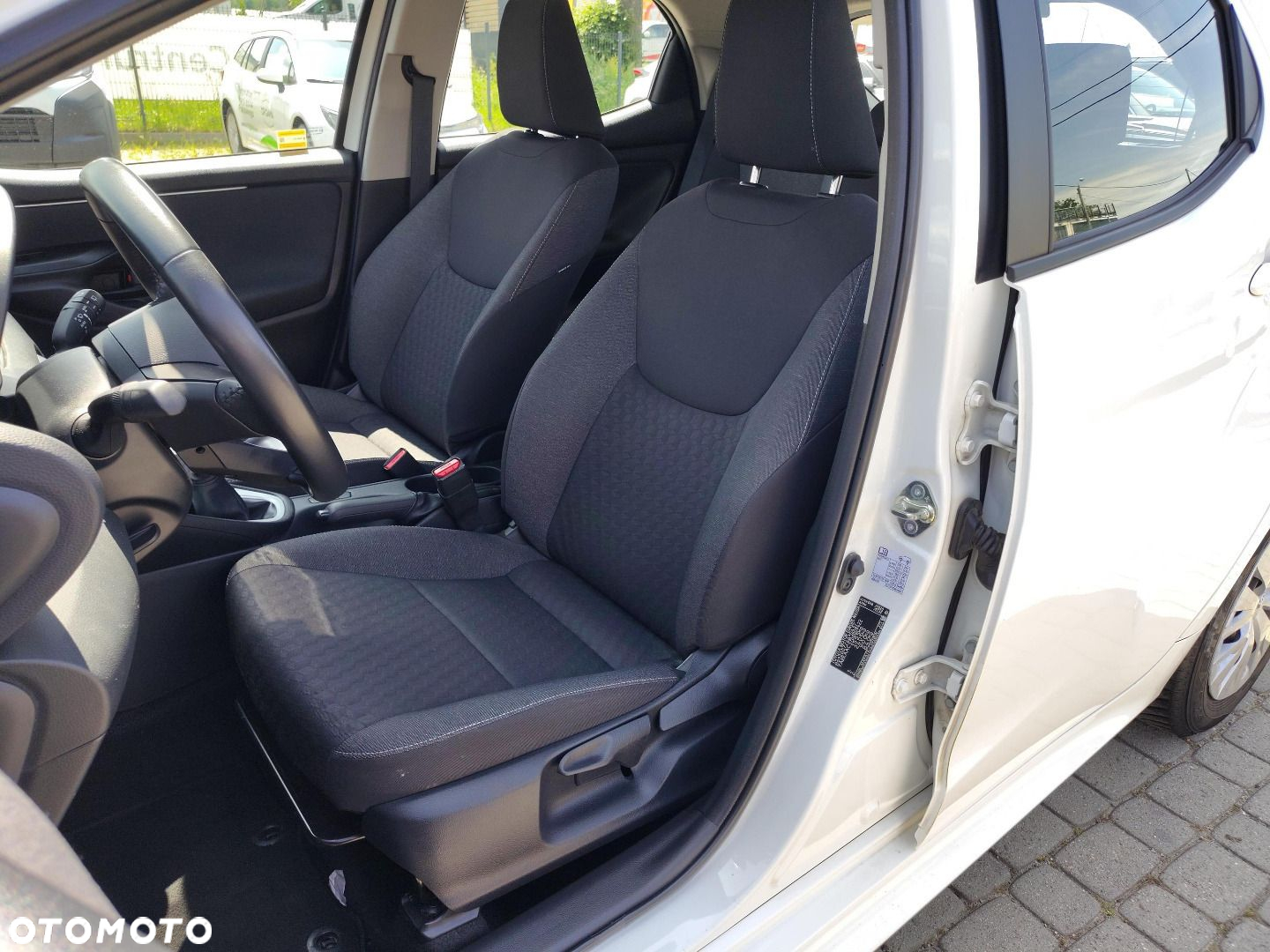 Toyota Yaris - 8