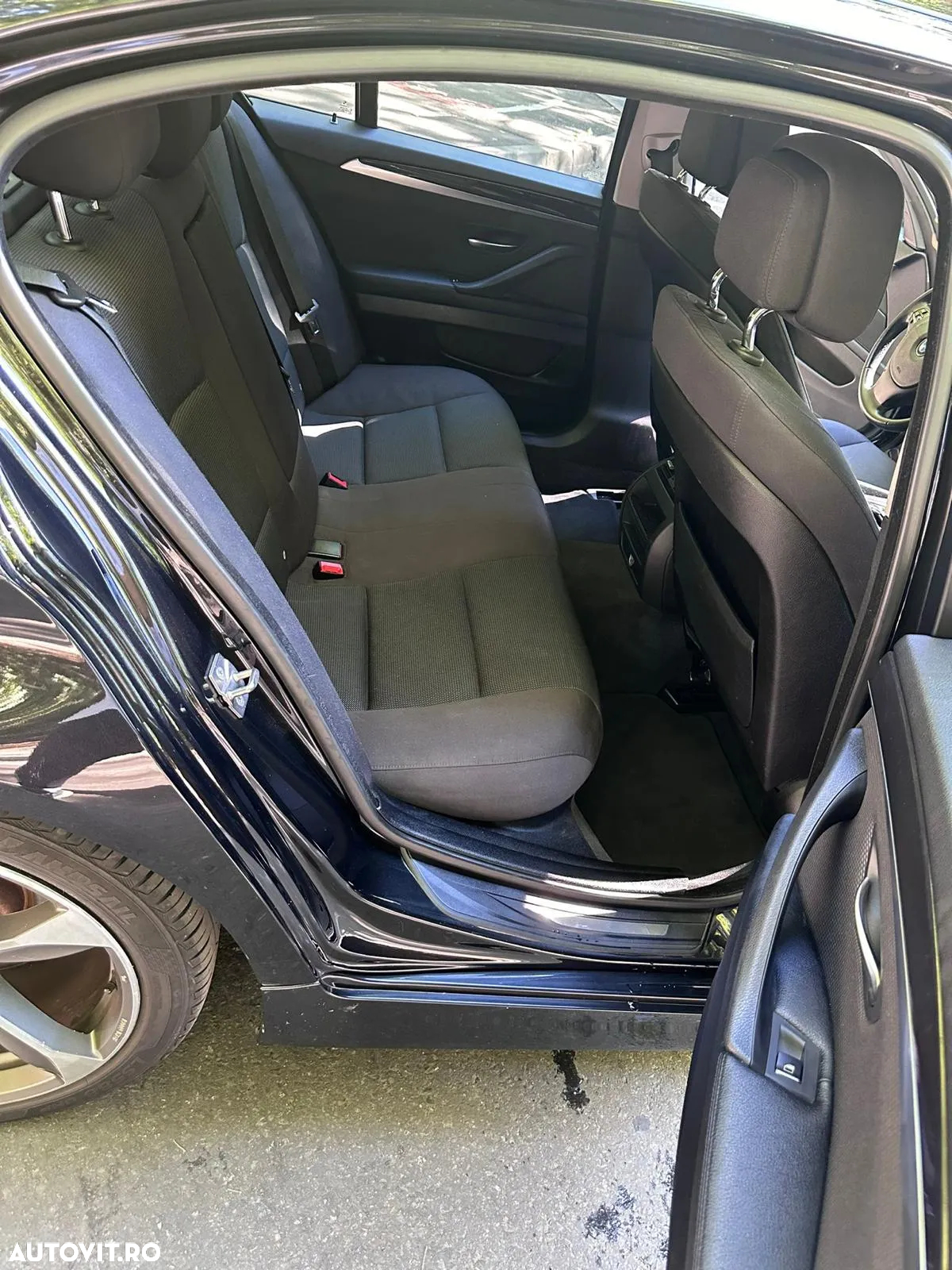 BMW Seria 5 - 12