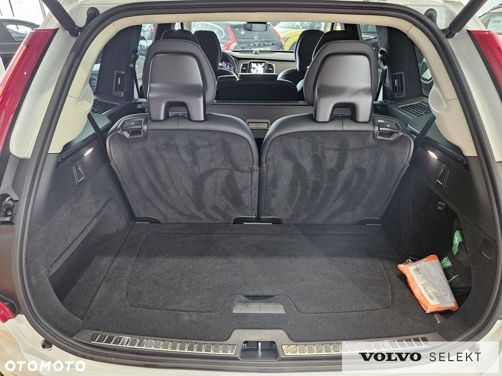 Volvo XC 90 - 39